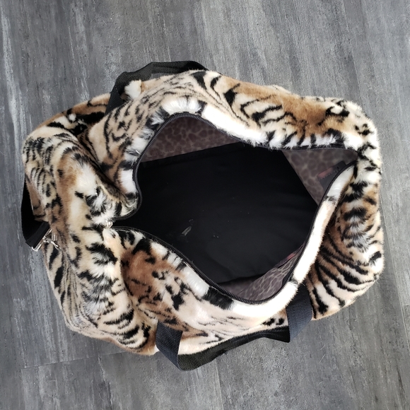 Brown Faith Knight Faux Fur Animal Print Duffle - Picture 4 of 4